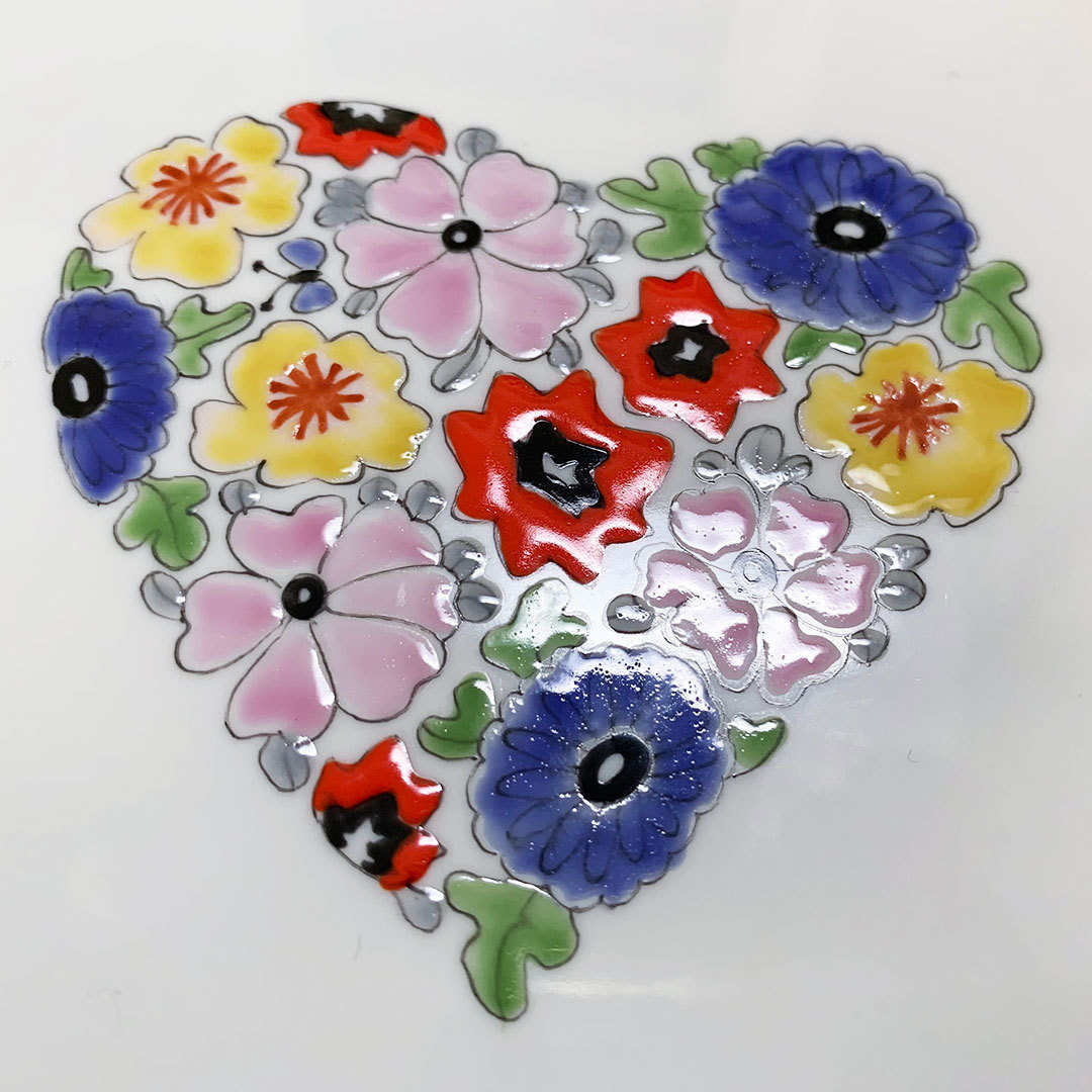 ハート型に集まった花々