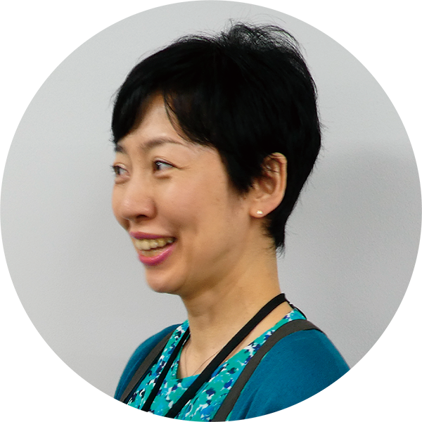 松山講師の顔写真