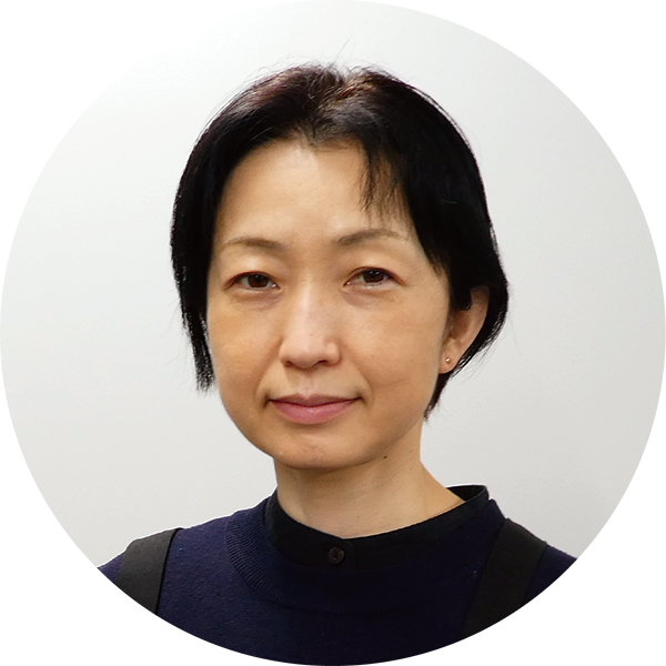 石澤講師の顔写真