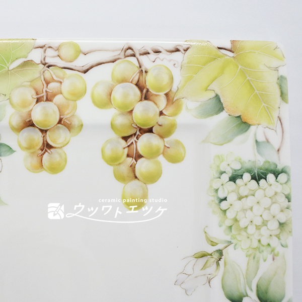 緑系のブドウ部分の拡大